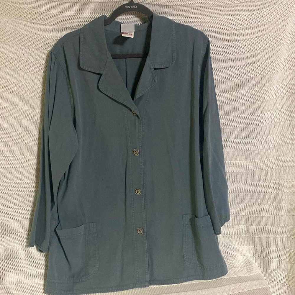Better than Basic Vintage women’s cotton shirt or jacket  sage green